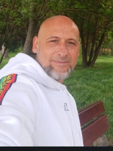 Tamás, 49 éves győri társkereső férfi profil fotója