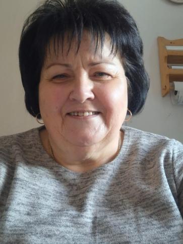 Kati, 63 éves szombathelyi társkereső nő profil fotója