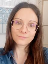 Sziasztok! Kati vagyok. Komoly tatabányai társkereső férfiak jelentkezését várom.