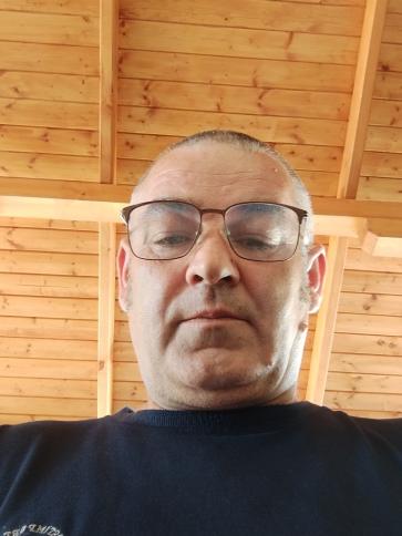 Zoltán, 46 éves lébényi társkereső férfi profil fotója