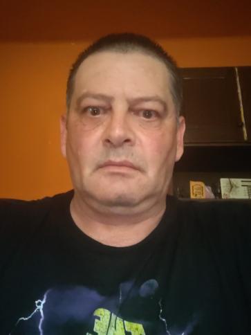 János, 50 éves romániai társkereső férfi profil fotója
