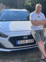 Sziasztok! Richárd vagyok. Komoly tatabányai párkereső nők jelentkezését várom.