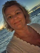 Sziasztok! Berta vagyok. Komoly Budapest XIX. kerületi társkereső férfiak jelentkezését várom.