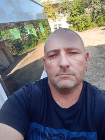 János