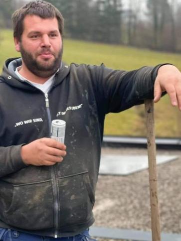 Ákos, 37 éves kőszegi társkereső férfi profil fotója