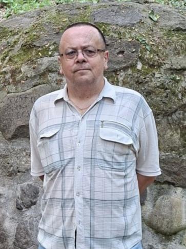 József, 57 éves tari társkereső férfi profil fotója
