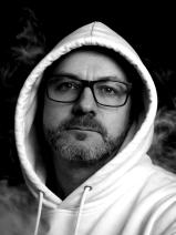 Sziasztok! Zoltán vagyok. Igényes budapesti párkereső nőt keresek.