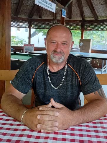 Attila, 57 éves romonyai társkereső férfi profil fotója