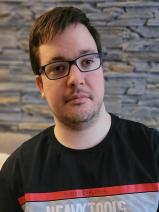Sziasztok! Armand vagyok. Diplomás budapesti társkereső nőket keresek ismerkedési célból.