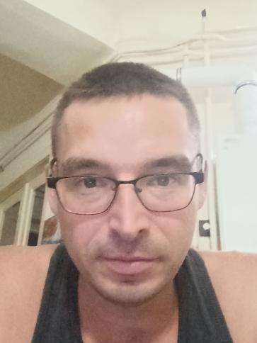 Gergő, 37 éves Budapest XVIII. kerületi társkereső férfi profil fotója