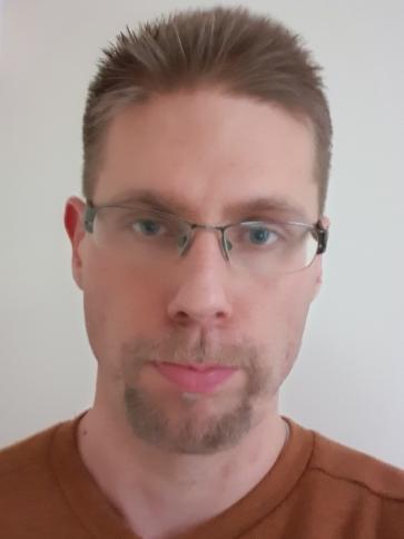 Bálint, 44 éves tatabányai társkereső férfi profil fotója