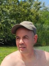 Sziasztok! Feri vagyok. Ingyenesen megismerhető Budapest I. kerületi nőkkel randiznék.