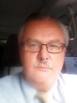 Sziasztok! Ferenc vagyok. Komoly Budapest I. kerületi párkereső nők jelentkezését várom.
