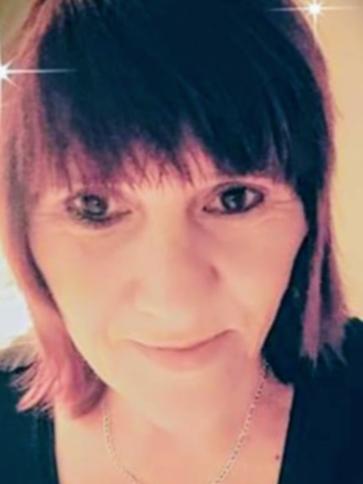 Anna, 54 éves székesfehérvári társkereső nő profil fotója
