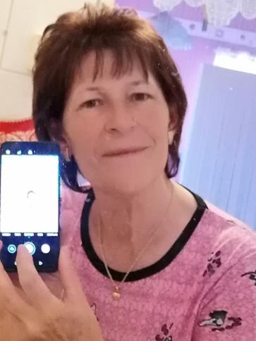Erzsébet, 61 éves encsi társkereső nő profil fotója
