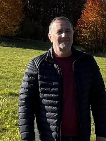 Zoltán, 59 éves piliscsévi társkereső férfi profil fotója