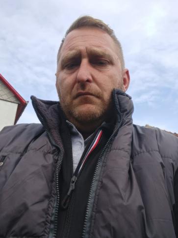 Dávid, 33 éves fehérgyarmati társkereső férfi profil fotója