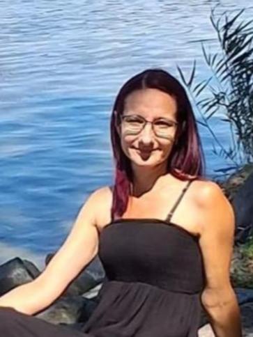 Dóri, 44 éves abonyi társkereső nő profil fotója