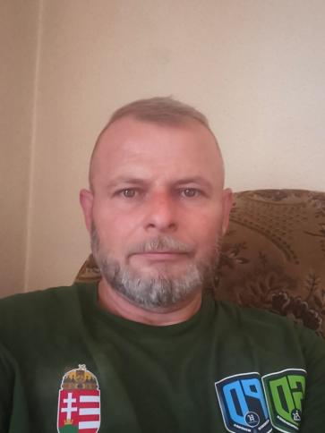 Ferenc profilképe – Aszód