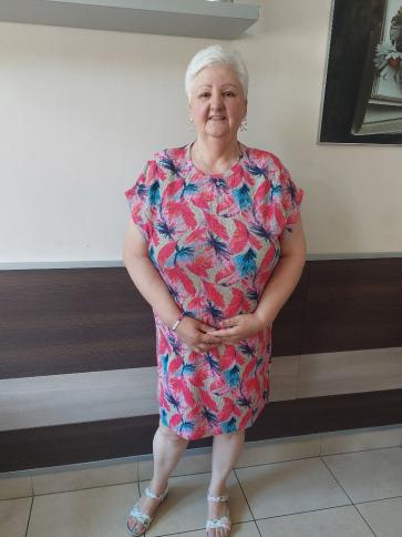 Zsuzsa, 65 éves dombóvári társkereső nő profil fotója