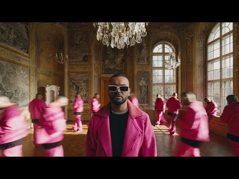 szeretem mert tele van érzelmekel és igaz rám .. youtube