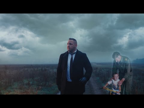 Nem a kedvenc előadóm, de ez a szám tetszik. youtube