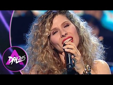 Csodálatos hang, jó zene..Sajnálom, hogy csak ennyi adatott neki.. youtube