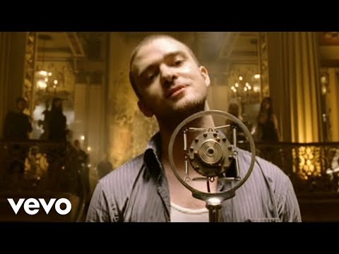 Már keveset halgatom,de ez a kedvencem még mindig :D youtube
