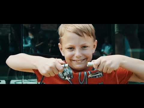 kedvenc zenekarom.... youtube