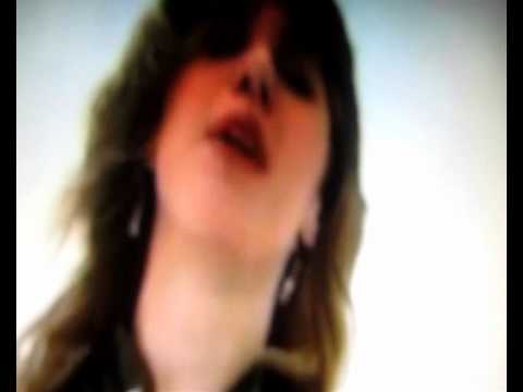 Suzi Quatro 48 Crash  youtube Suzi Quatro 48 Crash  youtube