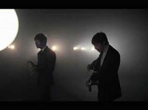 The Last Shadow Puppets - Standing next to me youtube The Last Shadow Puppets - Standing next to me youtube