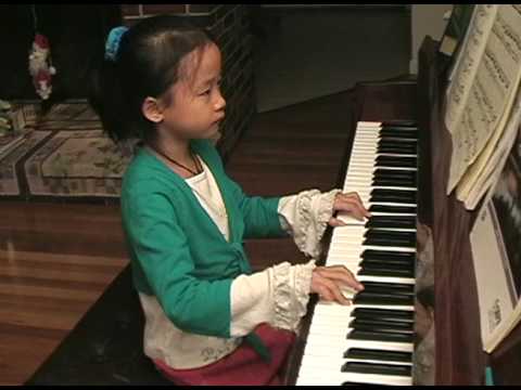 Kedvenc zeném, egy tündéri elóadótól.  youtube